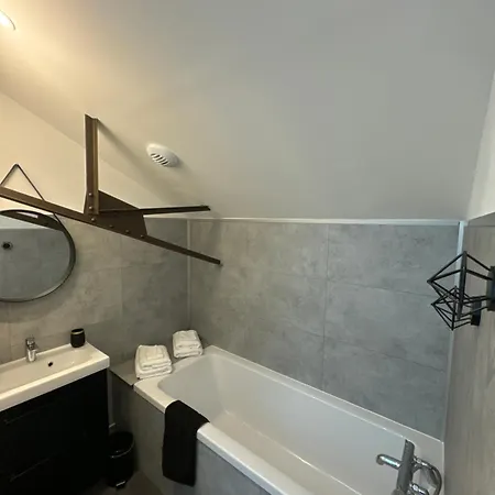 La Grange De Bed and Breakfast