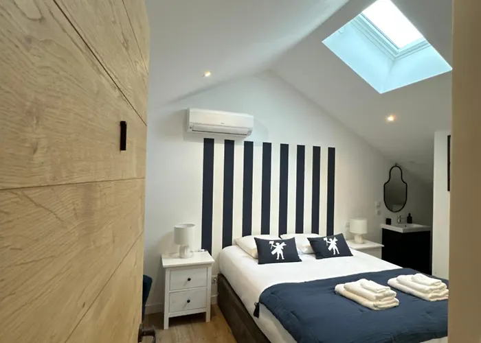 La Grange De Bed & Breakfast 3*